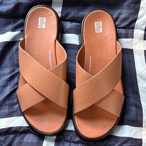 Fitflop Tan and Black Slide Sandals